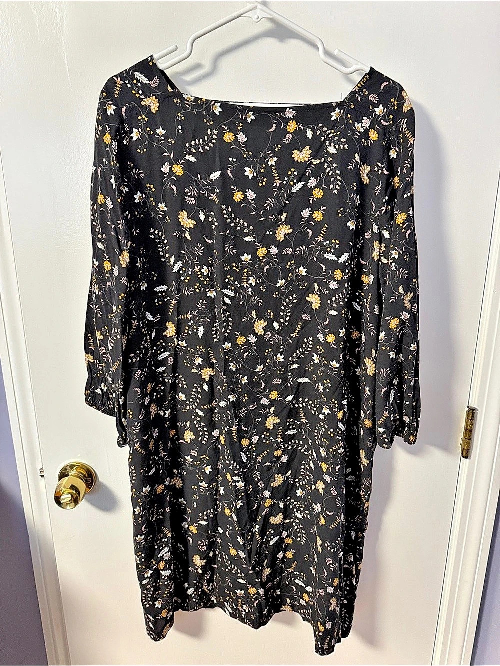 GAP 15Floral Mini Dress in Black Like New